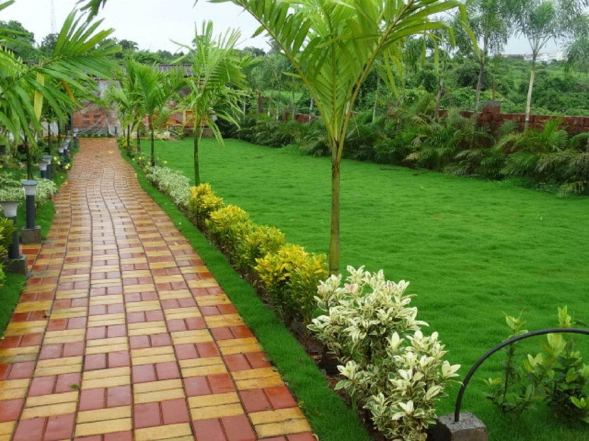 Grand Vatika Resort Arambol Esterno foto