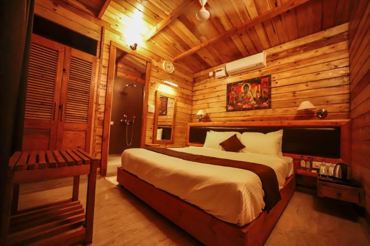 Grand Vatika Resort Arambol Esterno foto