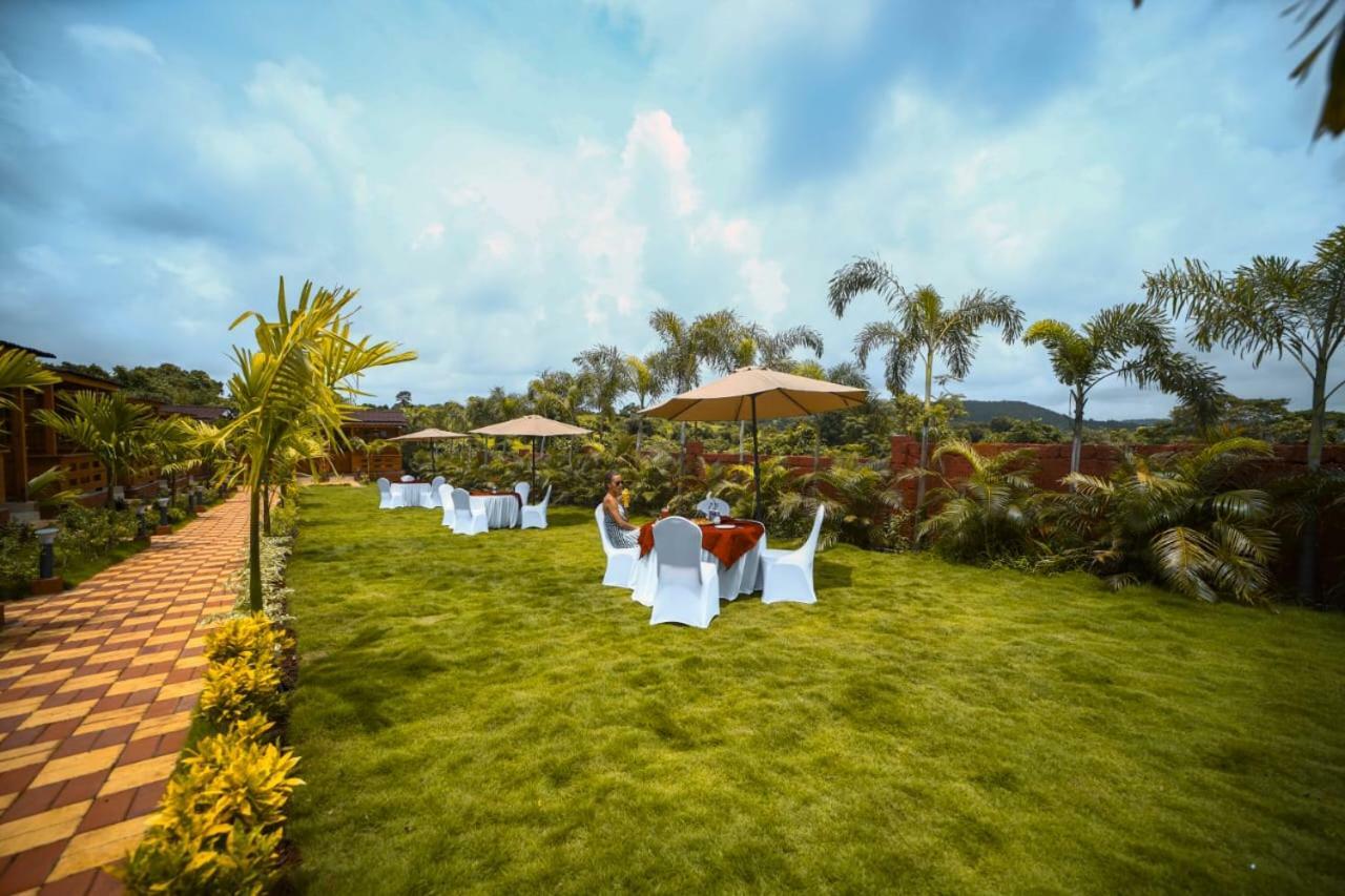 Grand Vatika Resort Arambol Esterno foto